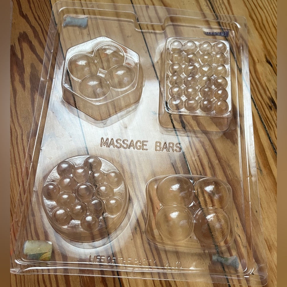 2 soap molds plus additives